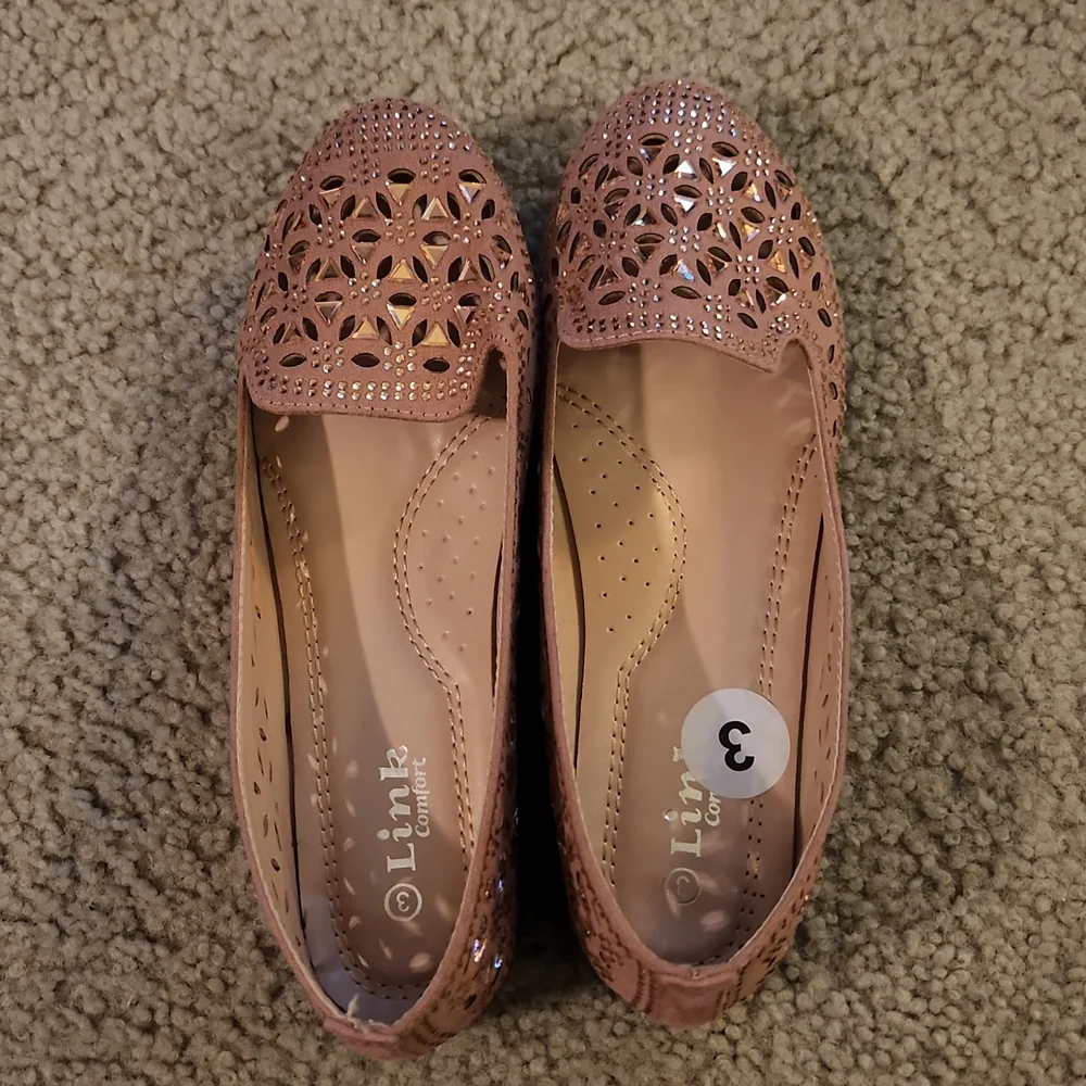 Girl's dress shoes